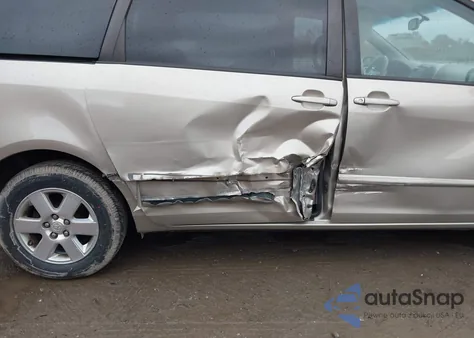 2008 Toyota Sienna Le z USA, uszkodzony, nr VIN 5TDZK23C58S167112